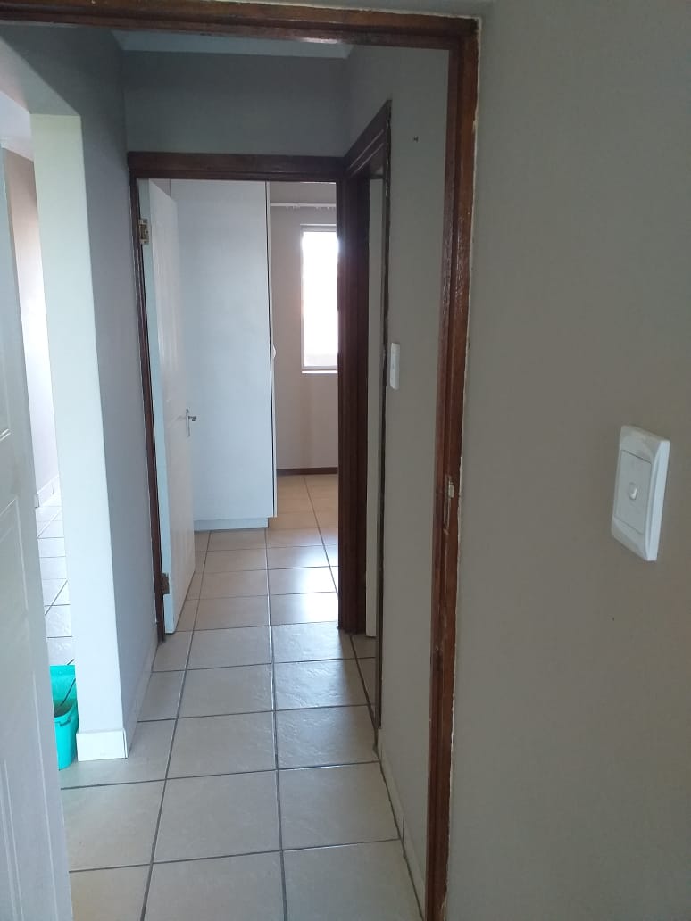To Let 2 Bedroom Property for Rent in Heiderand Western Cape